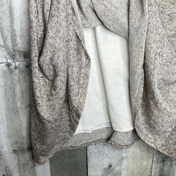 𝅺altar’d State heather gray shirt sleeve dress. A-line. Triangular back opening - Picture 4 of 12